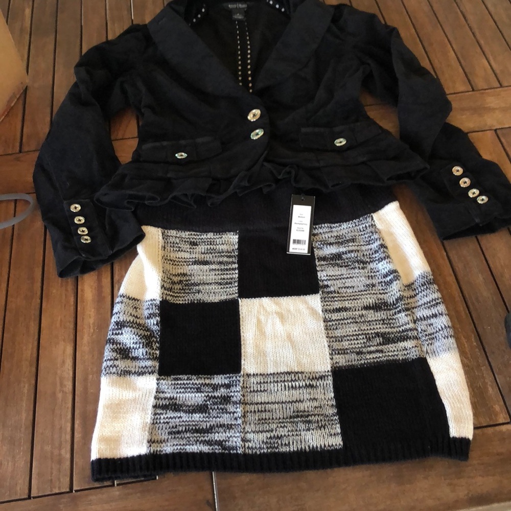 Romeo and Juliet couture knit skirt. Med. blk/Wht